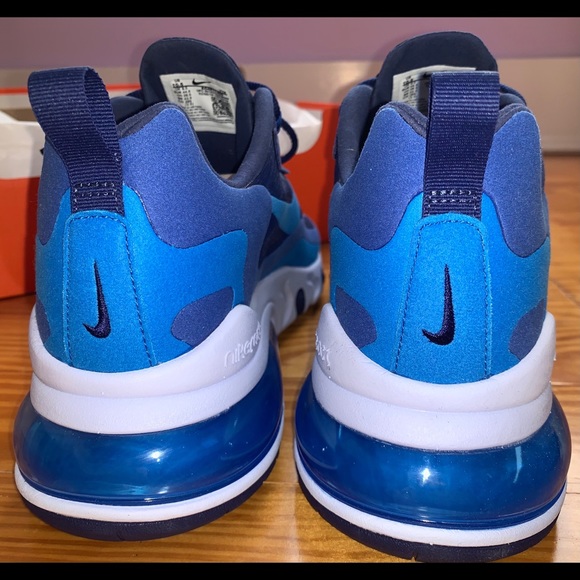 Men’s Nike Air Max 270 React Sneakers - Picture 6 of 8